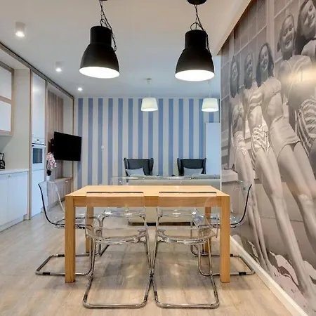 Apartment Urbannest At The Old Town Torunska Danzig